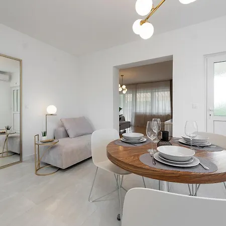 Littlemore Studio Apartment Zadar Exterior photo